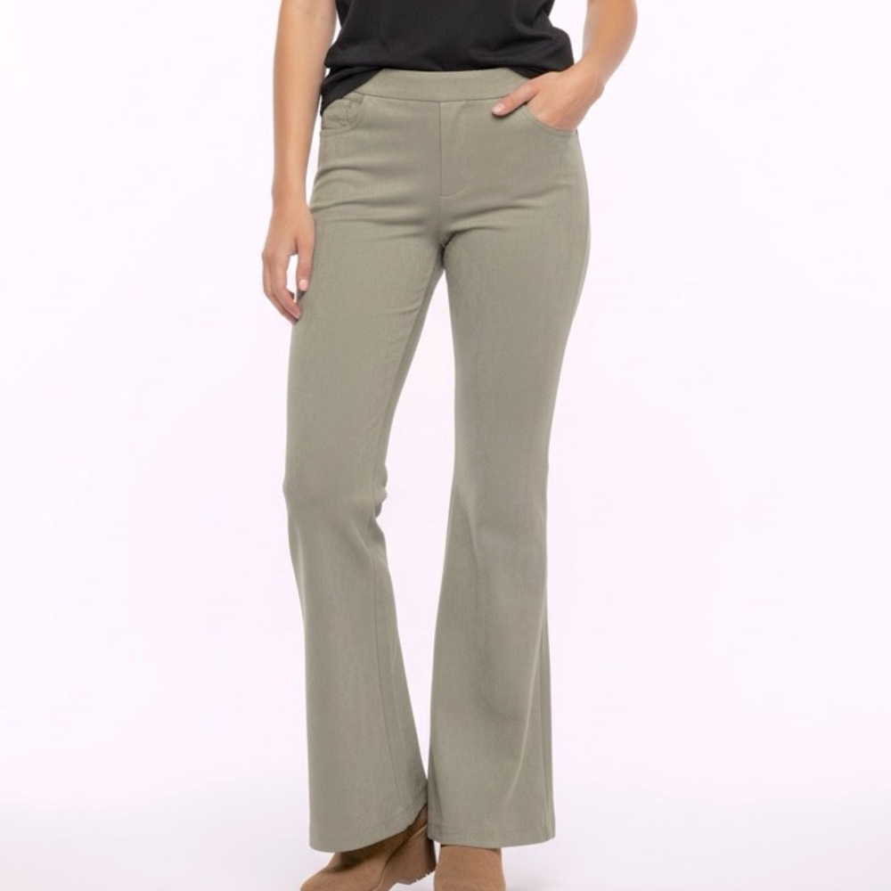 CHRYSANTHEMUM Women’s Faux Suede Flare Pants